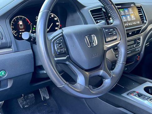 Used 2025 Honda Ridgeline RTL image 17
