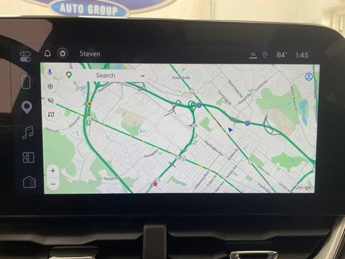 Used 2025 Chevrolet Equinox LT w/ Safety and Technology Package AWD/4WD image 4