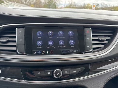 Certified 2023 Buick Enclave Essence AWD/4WD image 18