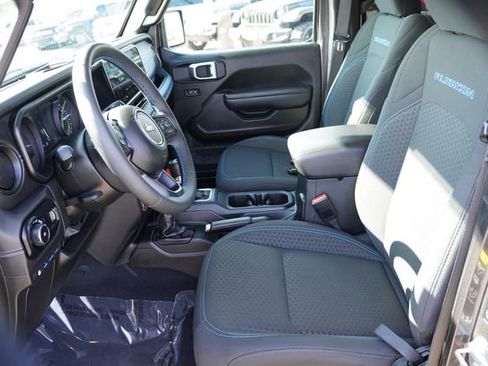 Certified 2025 Jeep Wrangler Unlimited Rubicon 4xe w/ Safety Group image 16