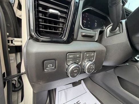 New 2026 GMC Sierra 2500 AT4 w/ AT4 Premium Plus Package AWD/4WD image 17
