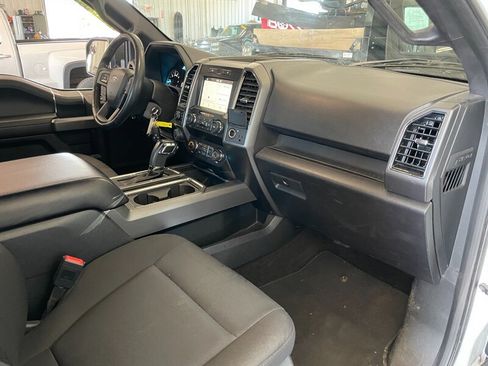 Used 2019 Ford F150 XLT w/ Equipment Group 302A Luxury AWD/4WD image 19