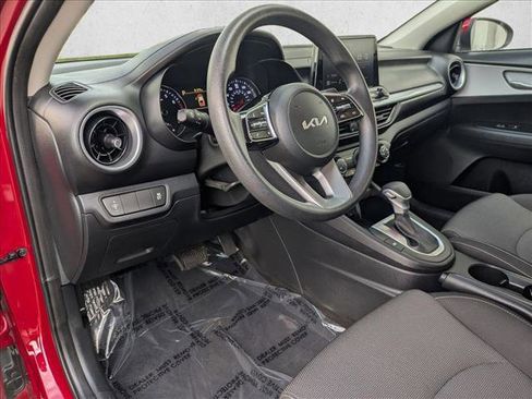 Used 2024 Kia Forte LXS image 10