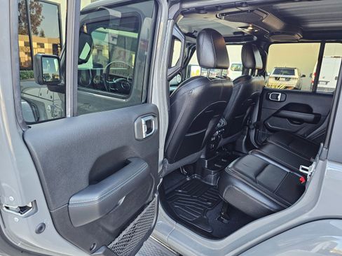 Used 2020 Jeep Wrangler Unlimited Sahara w/ Uconnect 4C Nav & Sound Group image 13