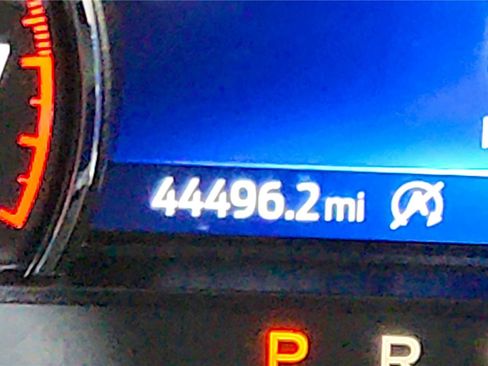 Used 2021 Ford Explorer XLT w/ Equipment Group 202A image 40