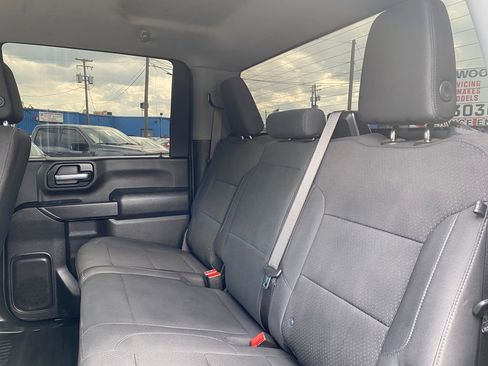 Used 2025 GMC Sierra 3500 Pro AWD/4WD image 15