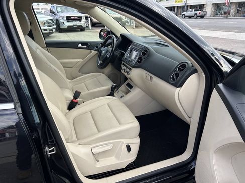 Used 2014 Volkswagen Tiguan SEL FWD image 23