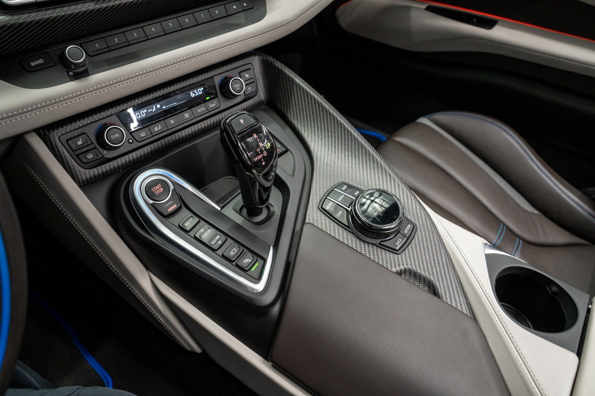 Used 2019 BMW i8 Roadster AWD/4WD image 31