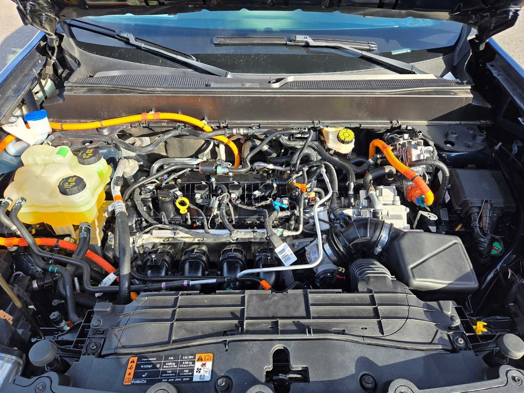 Used 2023 Ford Maverick XLT w/ XLT Luxury Package FWD image 17