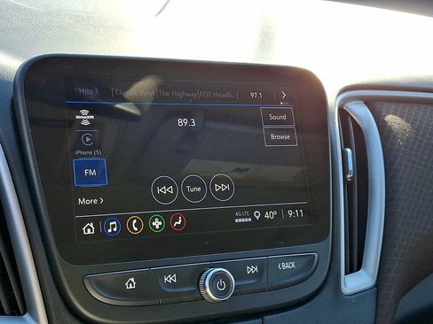 Used 2024 Chevrolet Malibu LT image 15