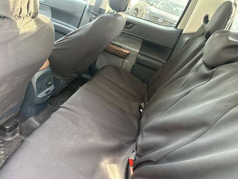 Used 2023 Ford Maverick Lariat w/ Lariat Luxury Package image 9