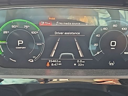 Used 2022 Audi e-tron Premium w/ Convenience Plus Package image 17