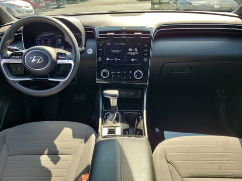 Used 2023 Hyundai Santa Cruz SEL AWD/4WD image 9