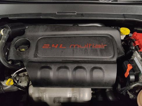 Used 2020 Jeep Compass Latitude w/ Popular Equipment Group AWD/4WD image 30