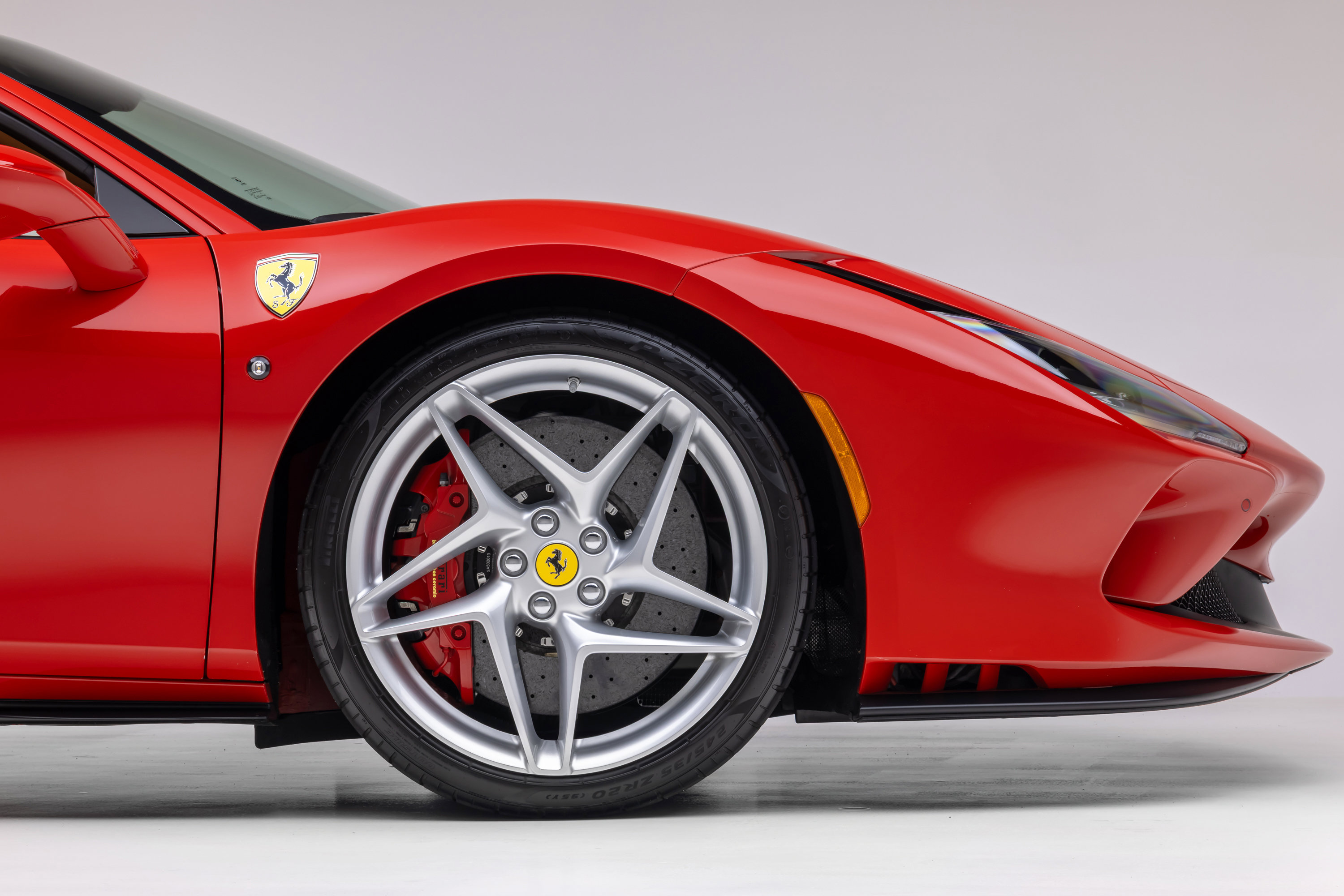 Certified 2020 Ferrari F8 Tributo RWD image 18