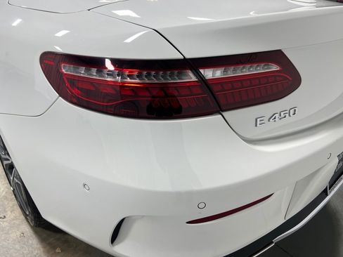 Used 2023 Mercedes-Benz E 450 4MATIC Cabriolet image 17