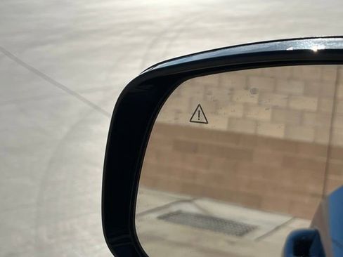 Used 2024 Kia Sorento SX image 21