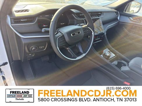 New 2025 Jeep Grand Cherokee Laredo X w/ Luxury Tech Group I image 22