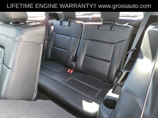 Used 2023 Ford Explorer XLT w/ Equipment Group 202A AWD/4WD image 31