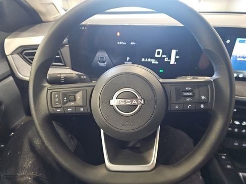New 2026 Nissan Kicks SV w/ SV Premium Package AWD/4WD image 13