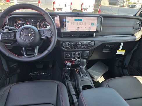 New 2026 Jeep Wrangler Unlimited Rubicon 392 w/ Quick Order Package 27X Moab AWD/4WD image 10