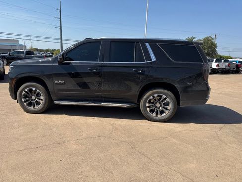 Used 2025 Chevrolet Tahoe LT w/ Comfort Package AWD/4WD image 4