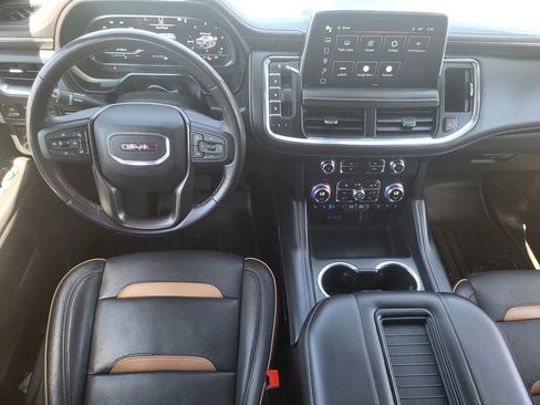 Used 2022 GMC Yukon XL AT4 AWD/4WD image 30