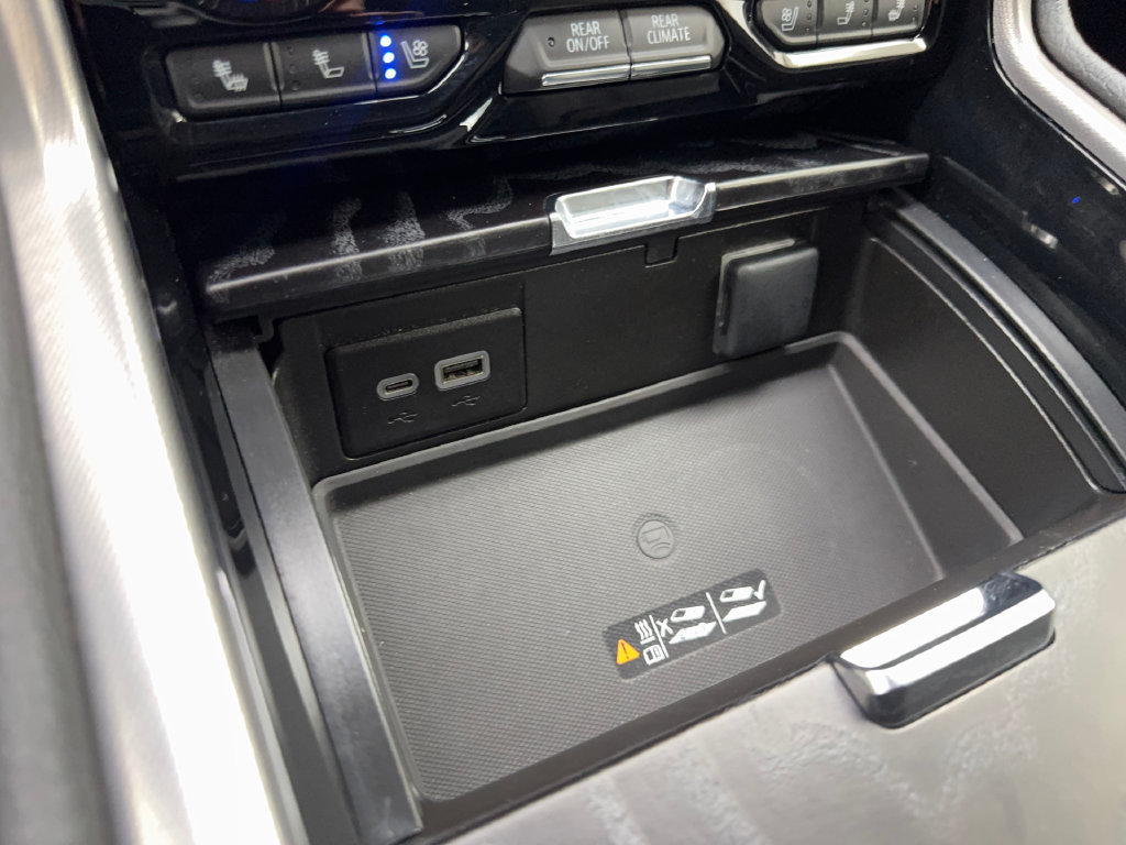 Used 2024 GMC Yukon Denali RWD image 78