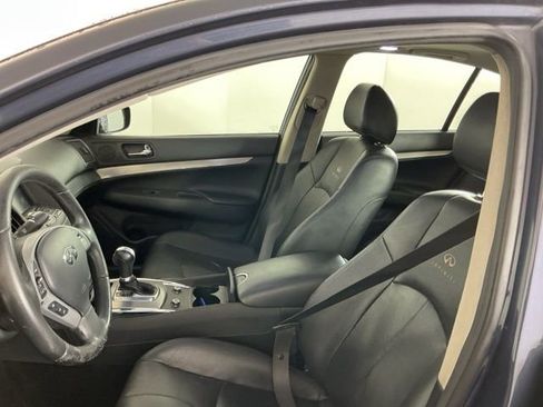 Used 2010 INFINITI G37 Journey w/ Premium Pkg image 14
