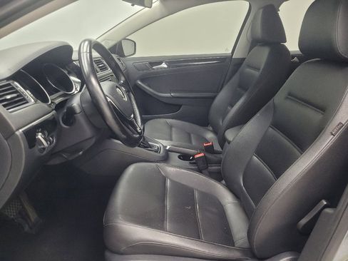 Used 2017 Volkswagen Jetta SEL FWD image 17