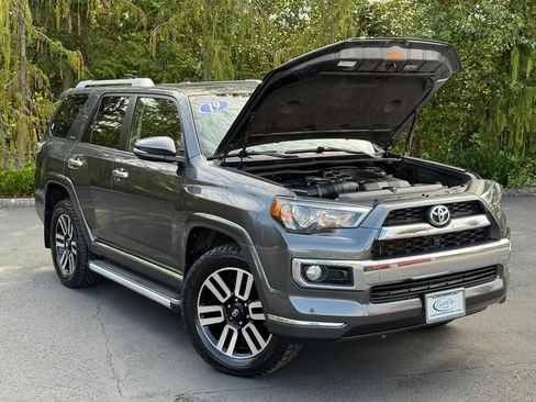 Used 2019 Toyota 4Runner Limited AWD/4WD image 43
