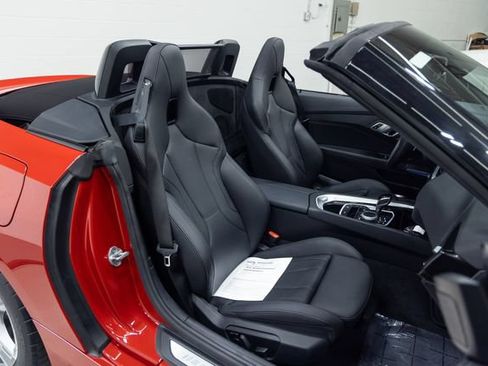 Used 2026 BMW Z4 sDrive30i w/ Premium Package RWD image 23