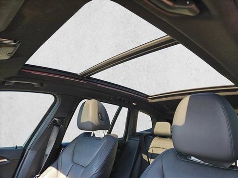 Used 2019 BMW X3 xDrive30i w/ Driving Assistance Package image 10