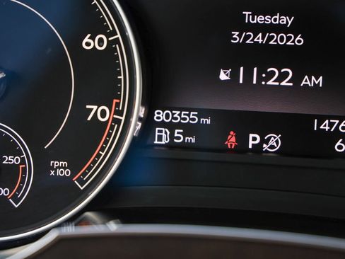 Used 2019 Bentley Bentayga image 13