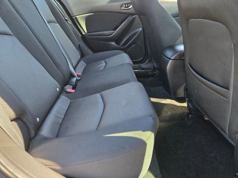 Used 2017 MAZDA MAZDA3 Sport image 14