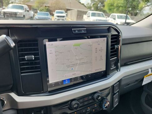 New 2026 Ford F250 XLT w/ XLT Premium Package AWD/4WD image 19