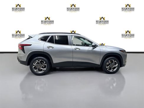 Certified 2024 Chevrolet Trax LT image 4