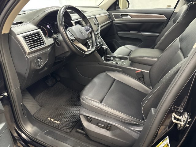 Used 2021 Volkswagen Atlas SE FWD image 11