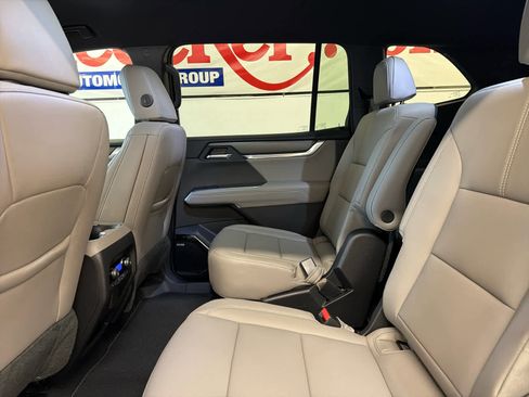 New 2026 GMC Acadia Elevation w/ Black Edition FWD image 23