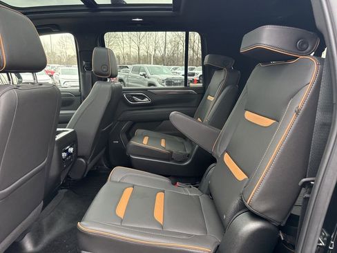 Used 2023 GMC Yukon XL AT4 image 13