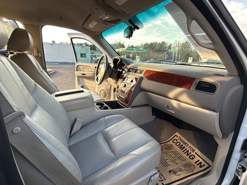 Used 2012 Chevrolet Tahoe LT image 50