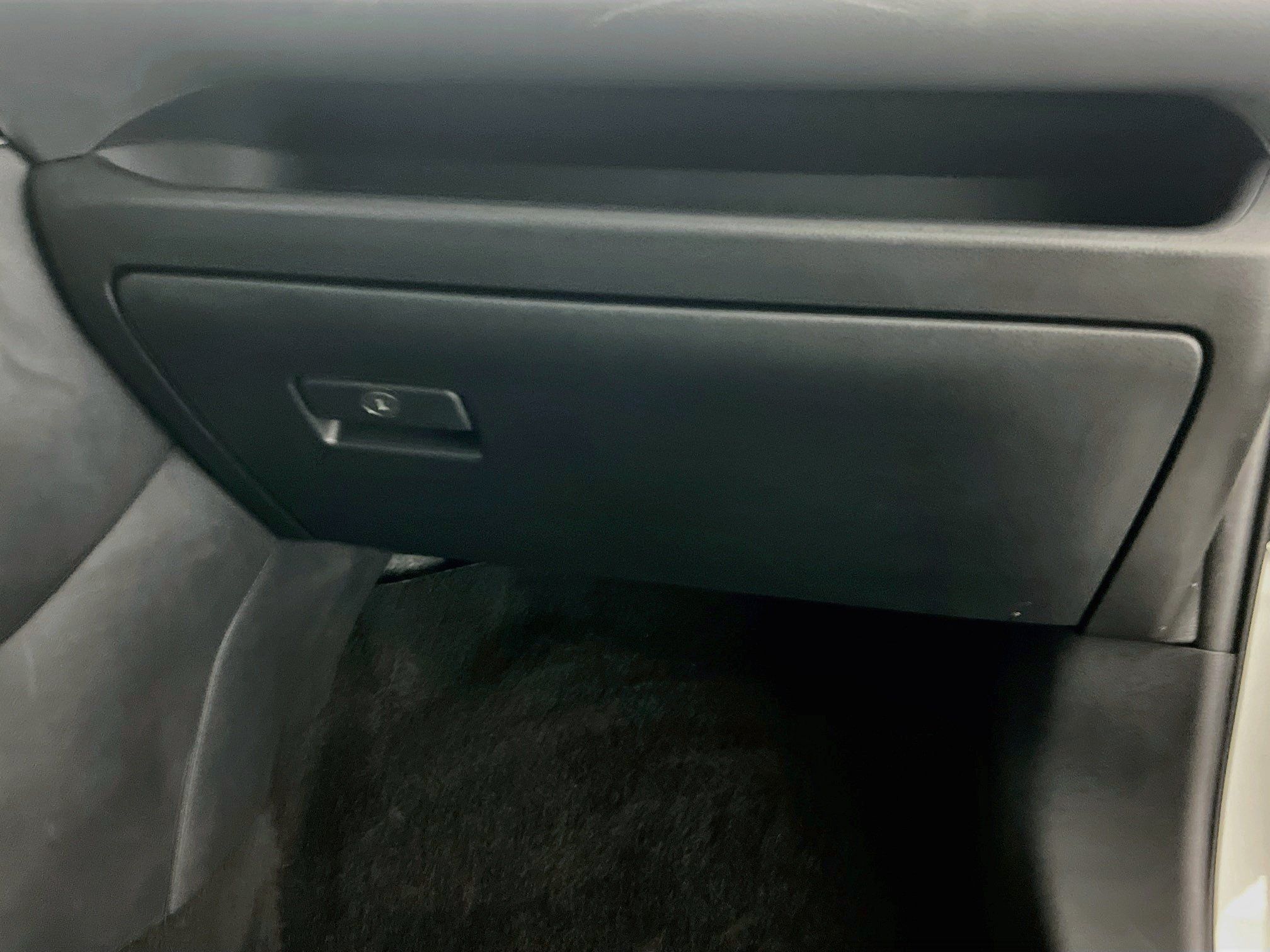 Used 2024 Toyota RAV4 XLE w/ Convenience Package FWD image 34