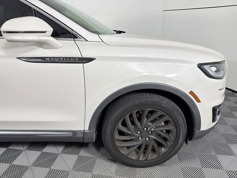 Used 2020 Lincoln Nautilus Reserve FWD image 12