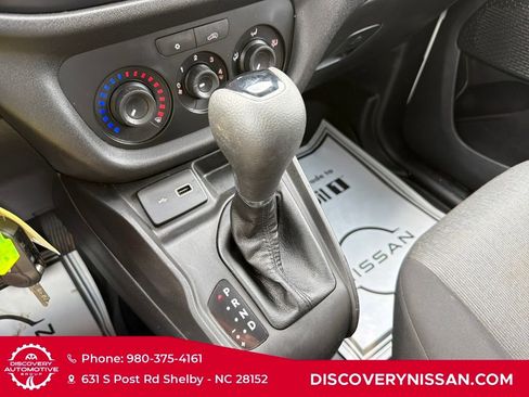 Used 2022 RAM ProMaster City Base image 17