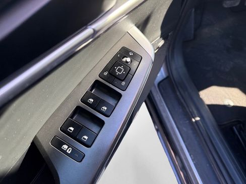 Used 2023 Kia EV6 Wind image 12