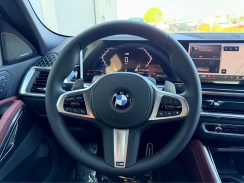 New 2026 BMW X6 xDrive40i image 14