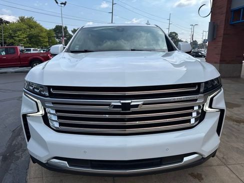 Used 2022 Chevrolet Suburban High Country w/ Max Trailering Package image 17
