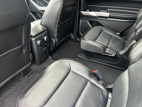 Certified 2022 Ford Explorer Limited w/ Equipment Group 301A image 4