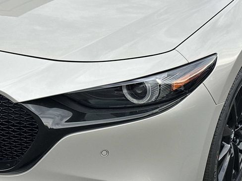 New 2026 MAZDA MAZDA3 Hatchback w/Premium Plus Pkg AWD/4WD image 8