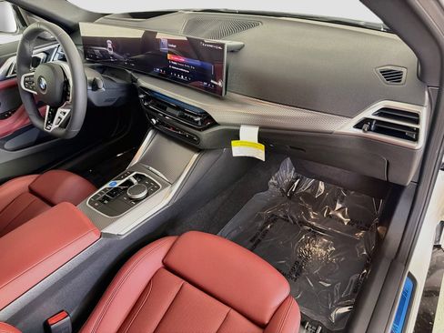 New 2026 BMW i4 eDrive40 w/ M Sport Package RWD image 31